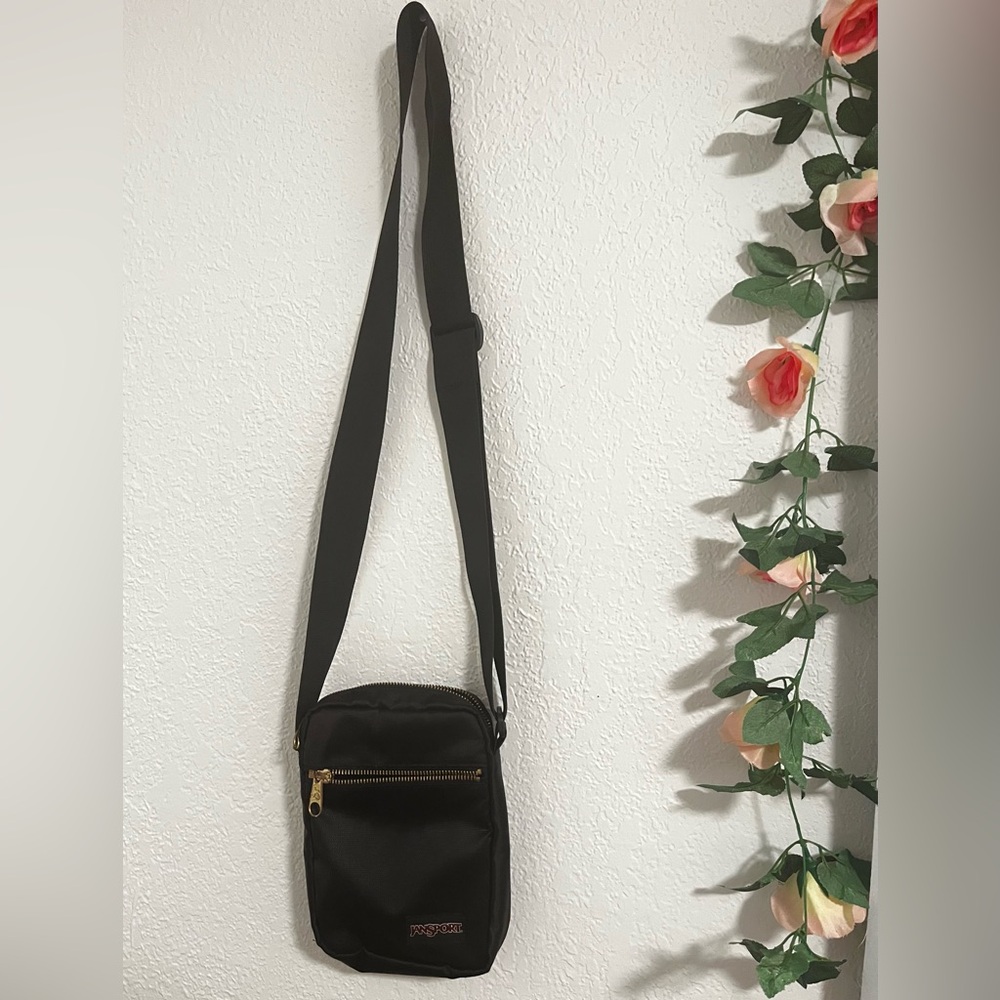 Jansport weekender mini crossbody bag